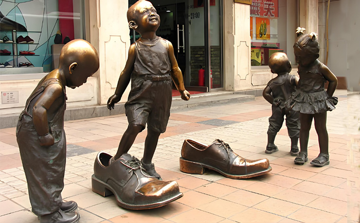 鑄銅小品雕塑市井煙火，讓步行街“活”起來